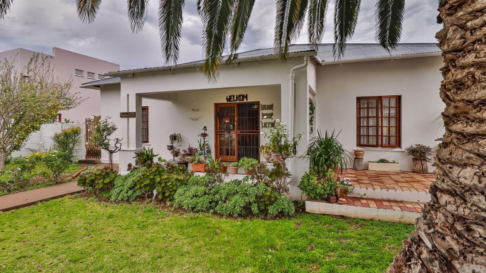4 Bedroom House in Montagu