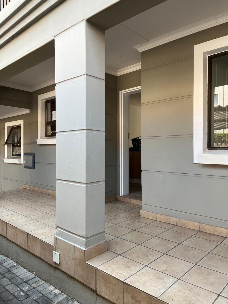 2 Bedroom Apartment in Halfway House
