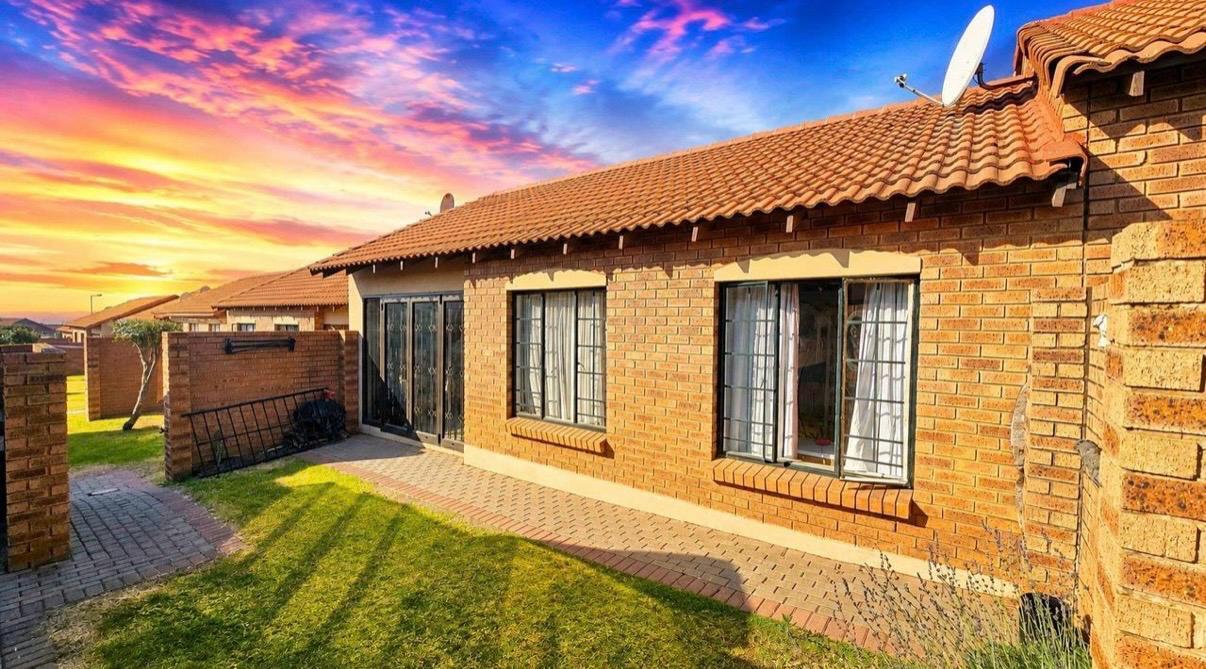 2 Bedroom Townhouse in Monavoni