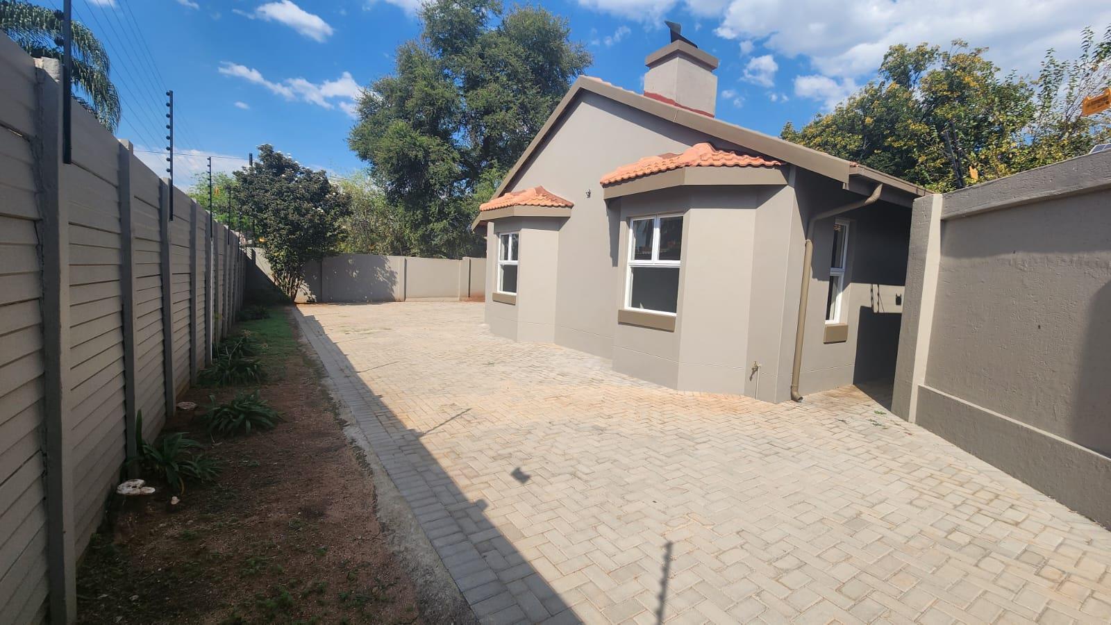 4 Bedroom House in Doornpoort