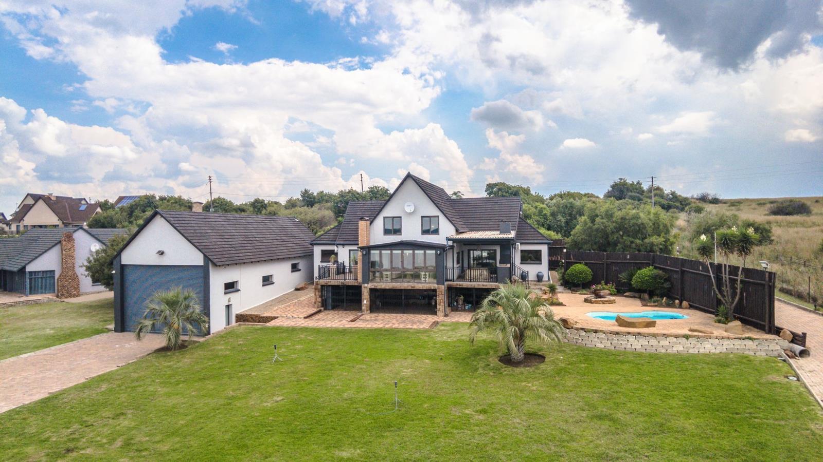 5 Bedroom House in Oranjeville
