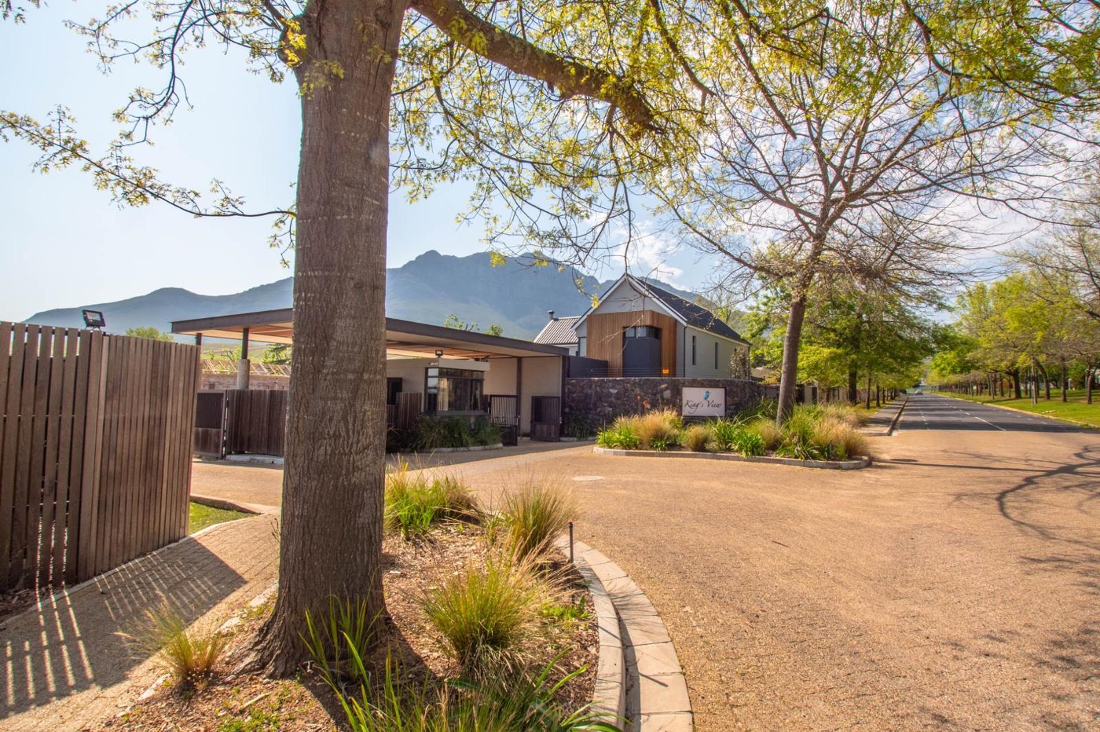 450 m² Land available in Paradyskloof