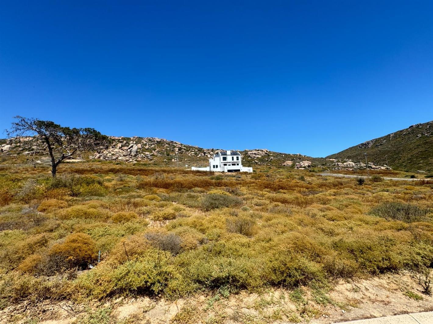 400 m² Land available in St Helena Views