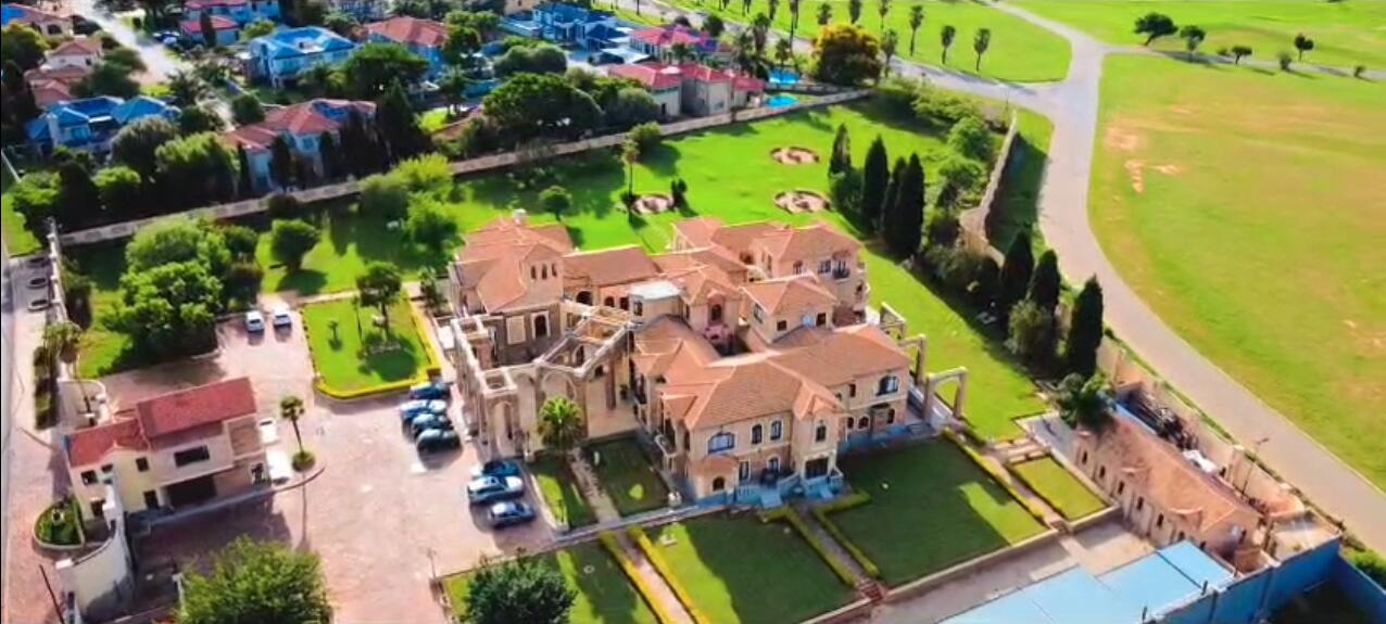 1 Bedroom Apartment in Ruimsig