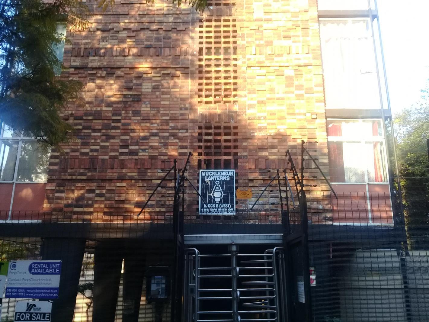 1 Bedroom Flat in Muckleneuk