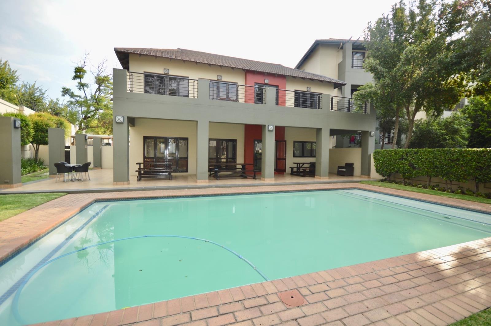 1 Bedroom Apartment in Lonehill
