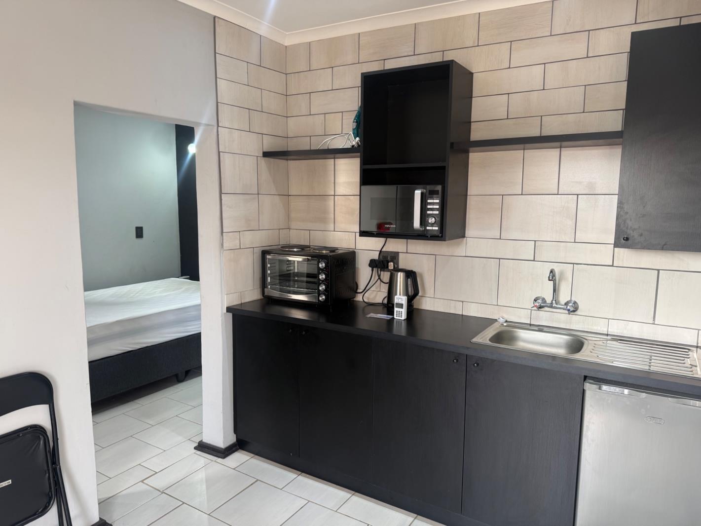 1 Bedroom Apartment in Hadison Park
