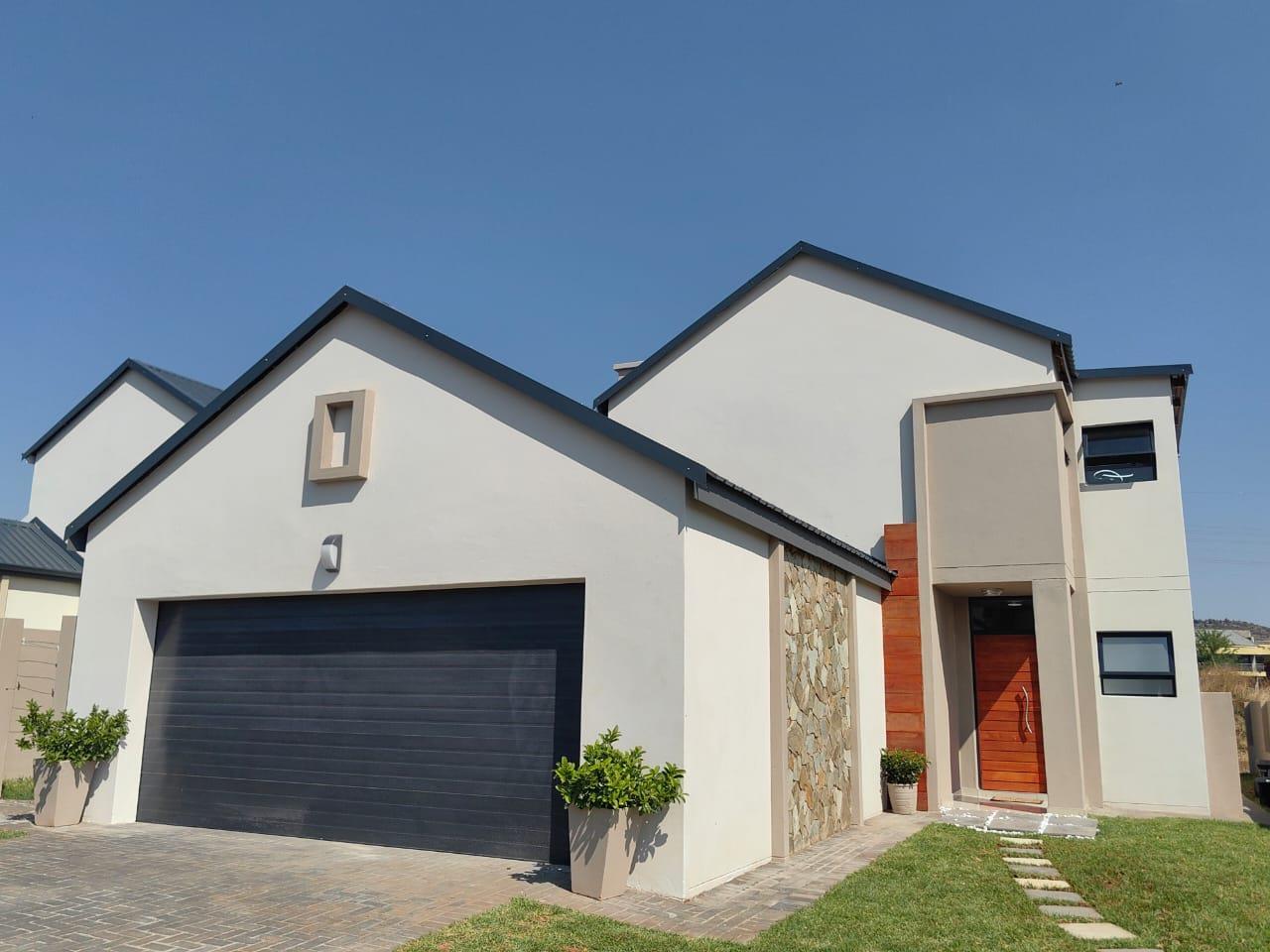 4 Bedroom House in Melodie