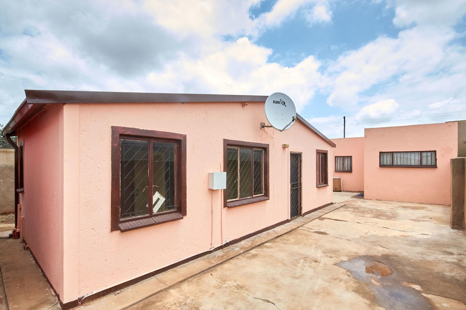 3 Bedroom House in Glen Ridge