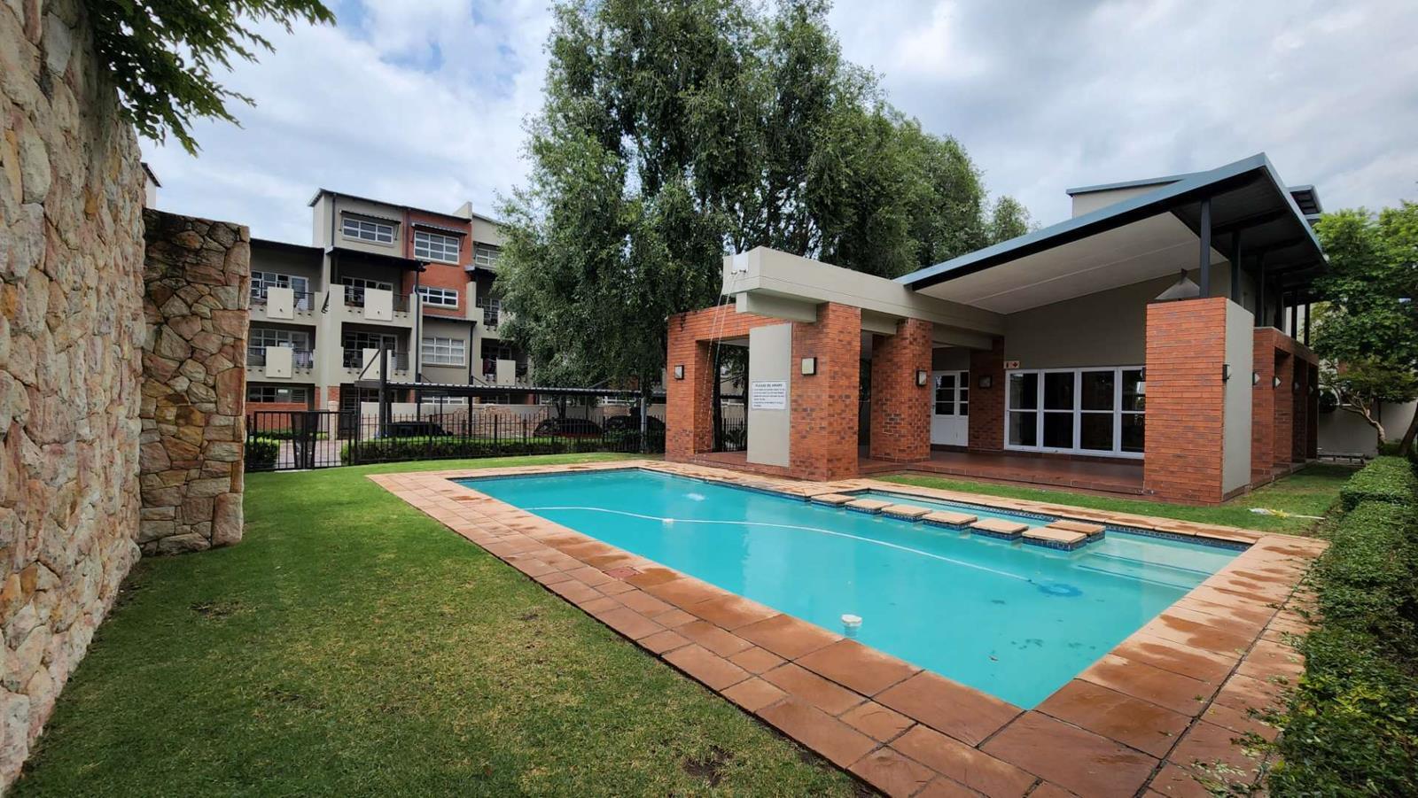 2 Bedroom Apartment in Lonehill