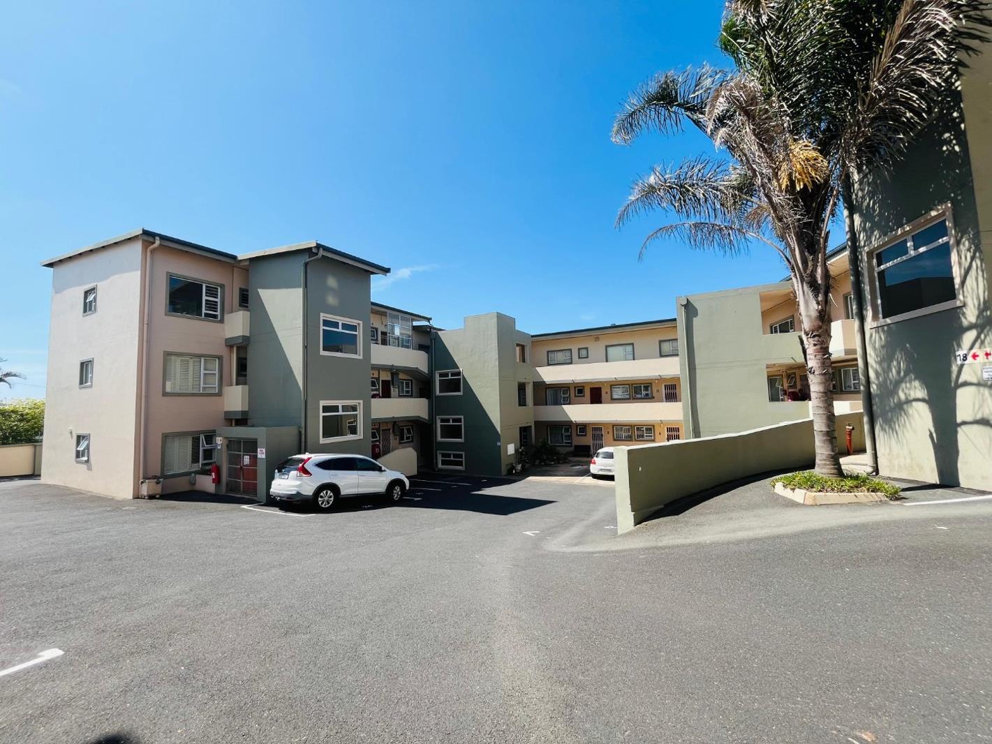 2 Bedroom Apartment in Manaba Beach