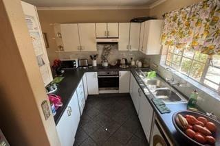 2 Bedroom Townhouse in Clubview