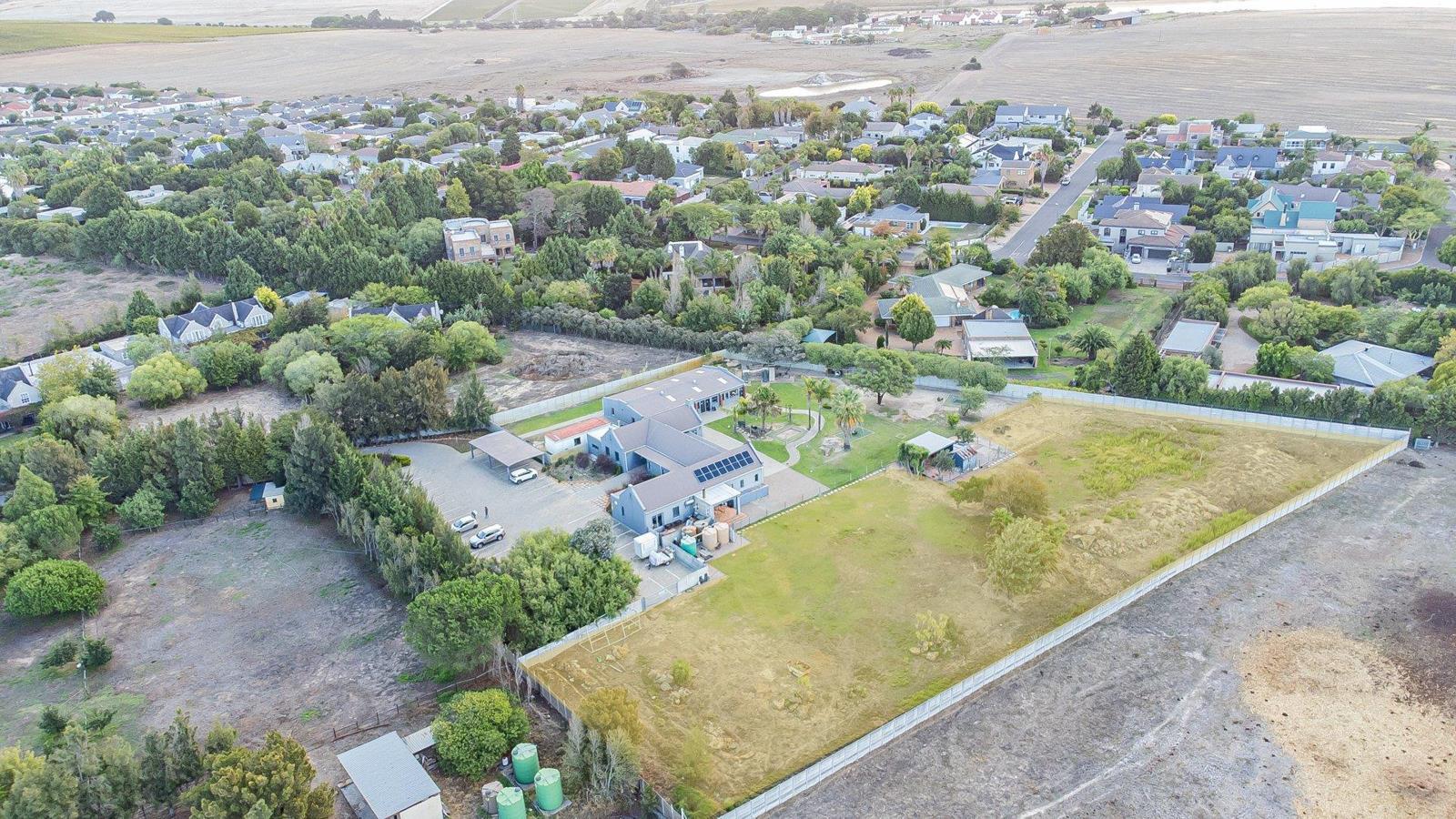 4 000 m² Land available in Vierlanden