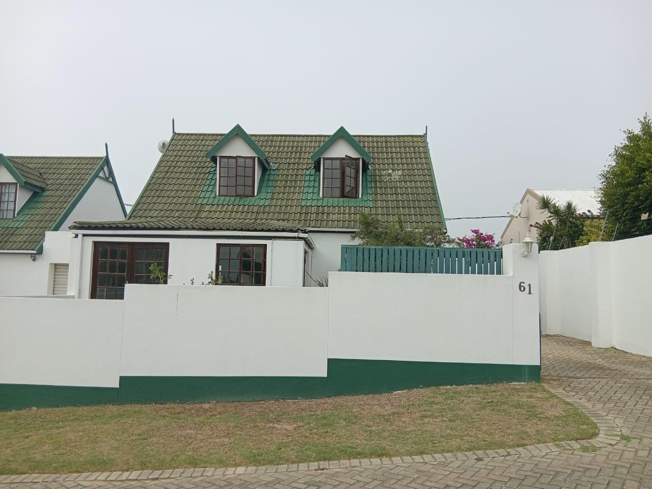 3 Bedroom Townhouse in Lorraine