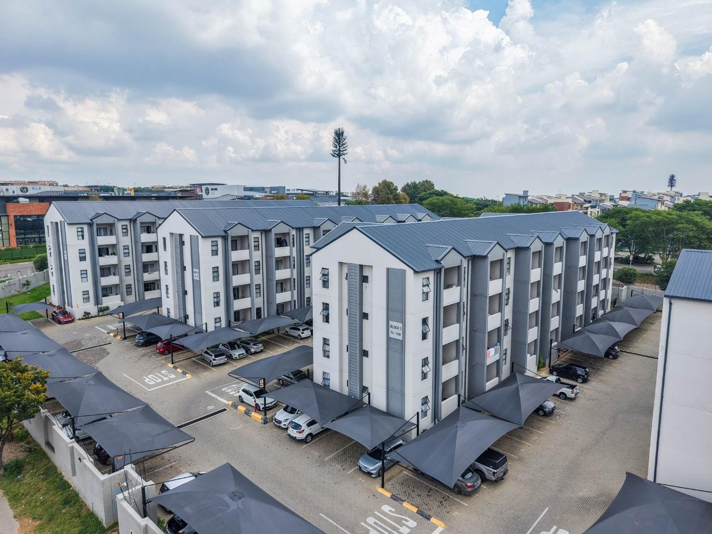 1 Bedroom Apartment in Carlswald Estate