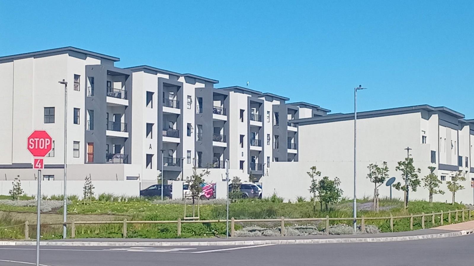 3 Bedroom Townhouse in Sandown