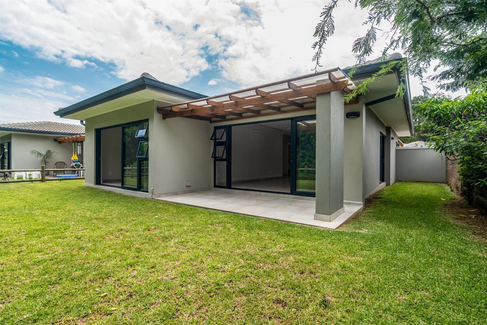 3 Bedroom Townhouse in Brettenwood Coastal Estate