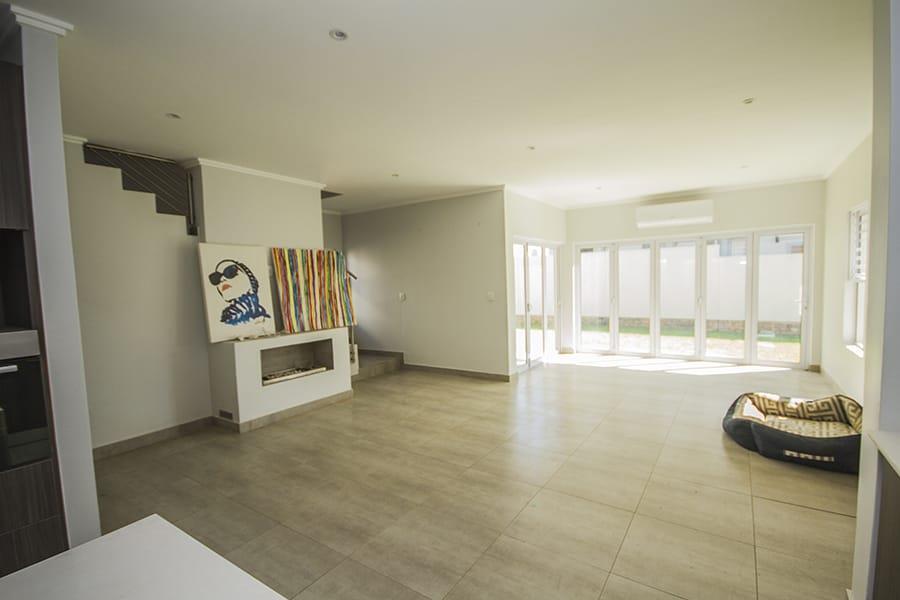 4 Bedroom Apartment in Bryanston
