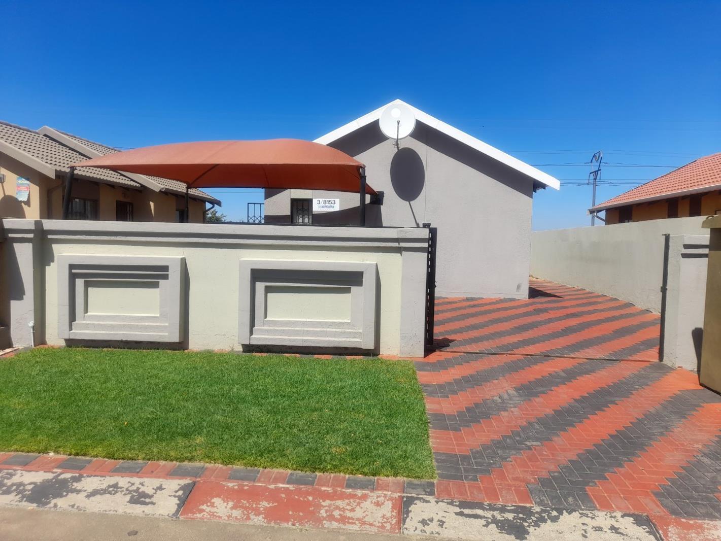 2 Bedroom House in Windmill Park