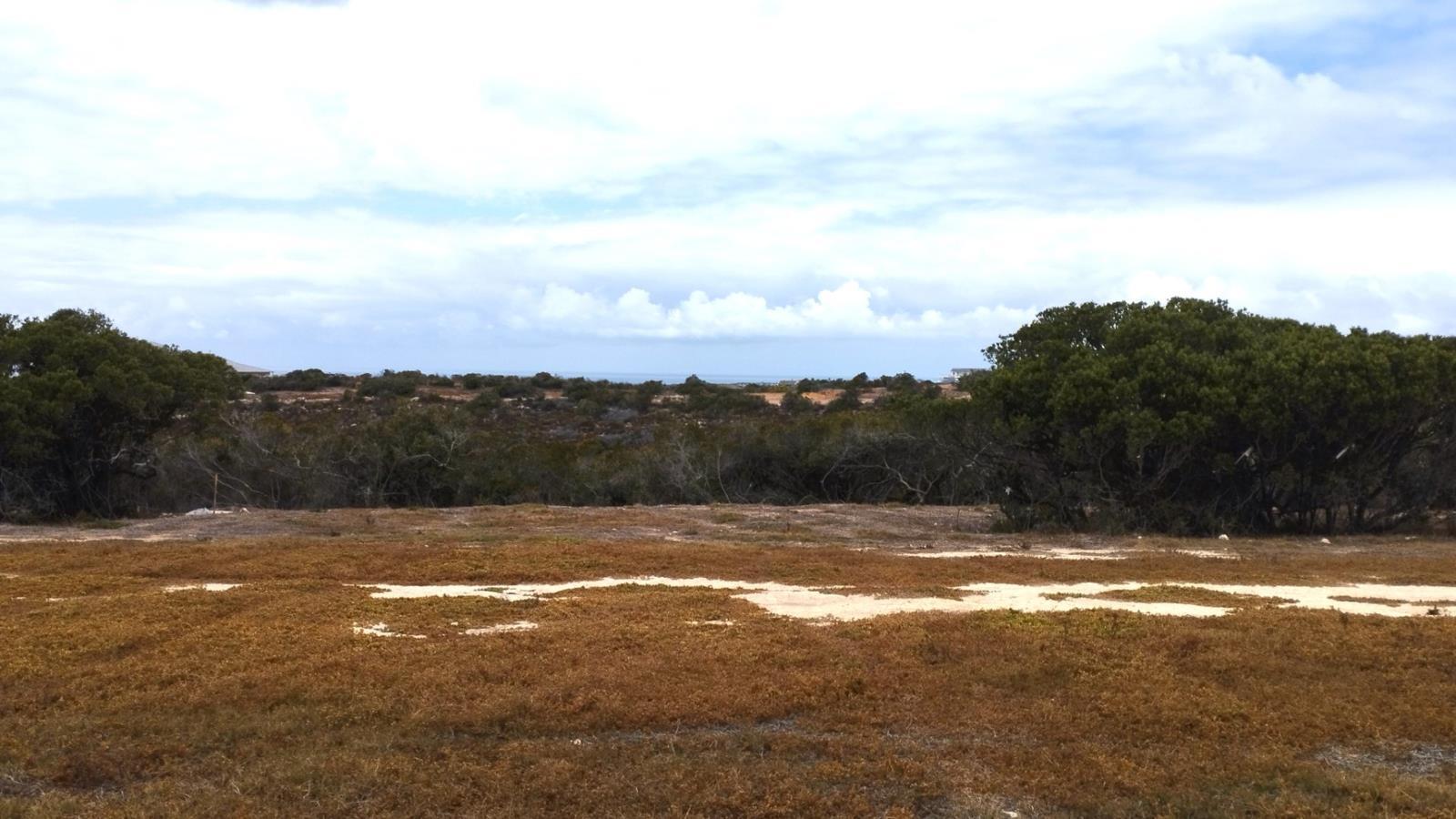 855 m² Land available in Stilbaai Wes
