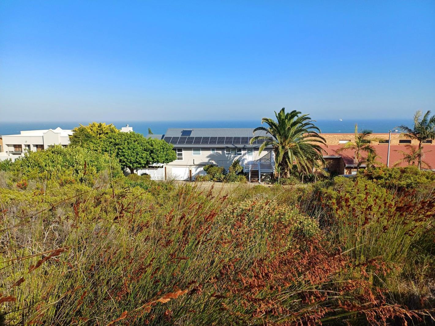 600 m² Land available in Reebok