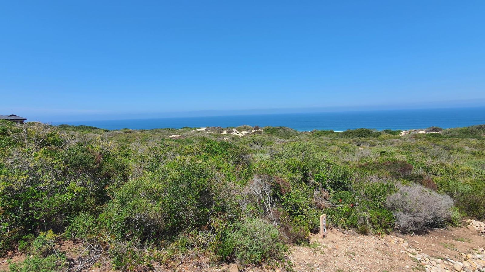 4 331 m² Land available in Dana Bay