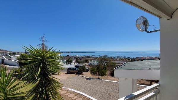 4 Bedroom House in Britannica Heights