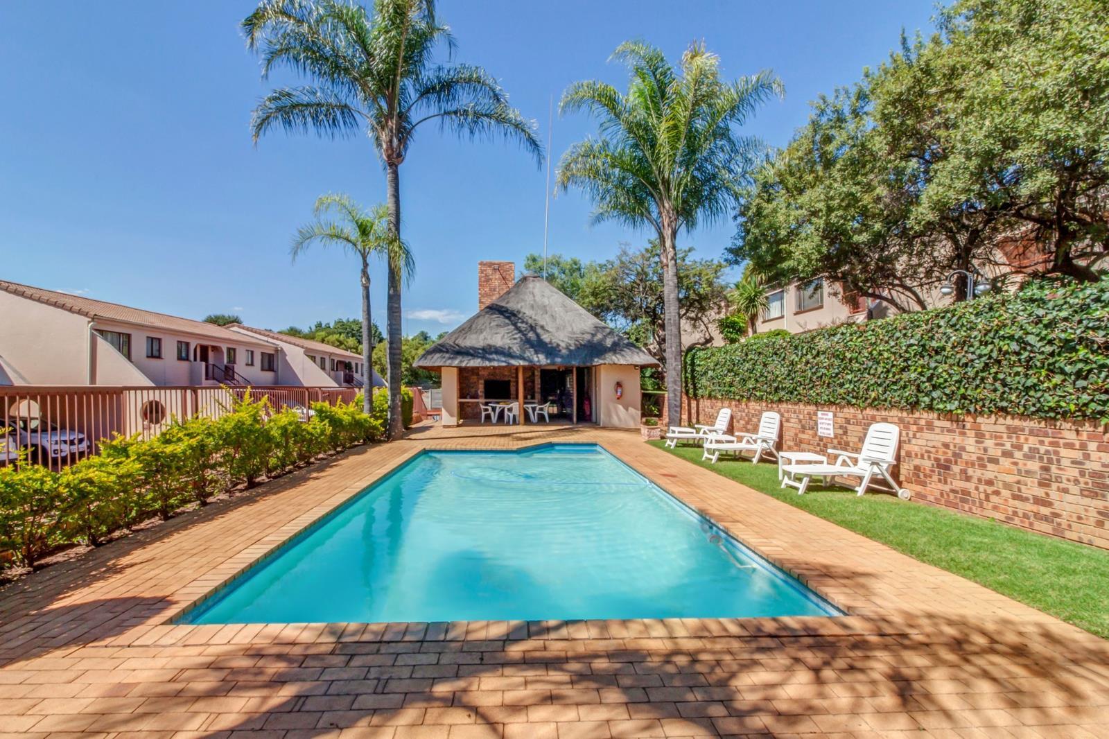 2 Bedroom Apartment in Sunninghill