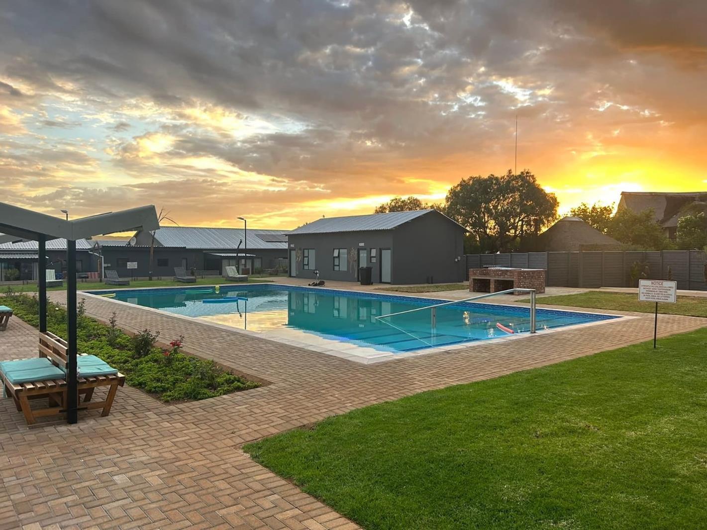 2 Bedroom Townhouse in Syferfontein
