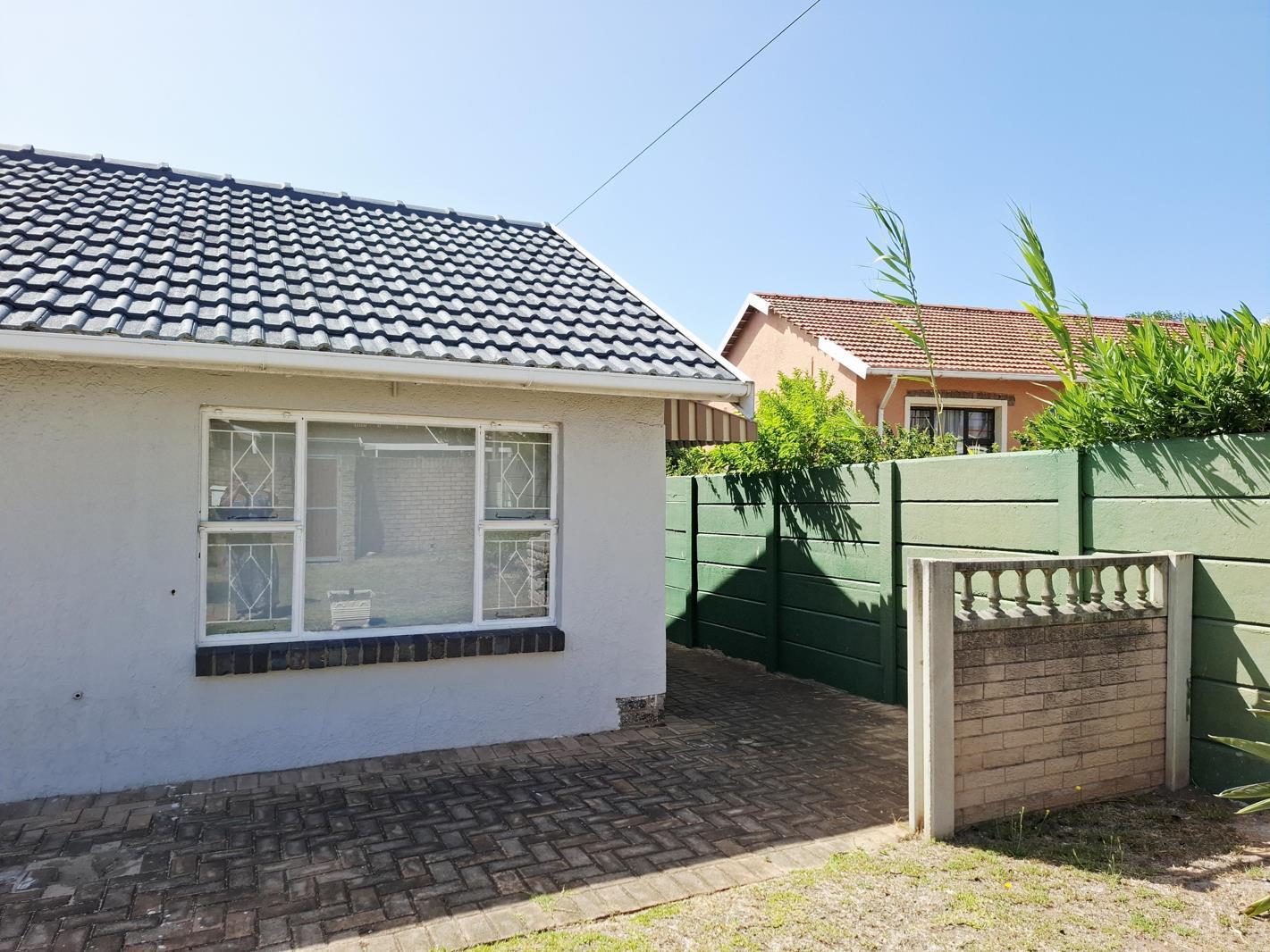 1 Bedroom Garden Cottage in Westering