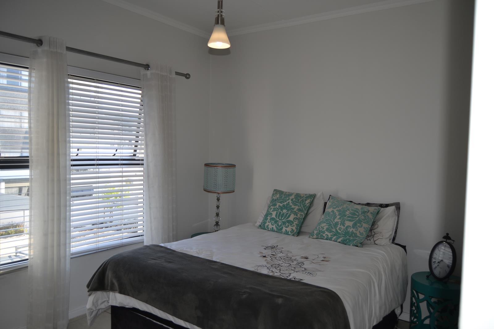 2 Bedroom Apartment in Sandown