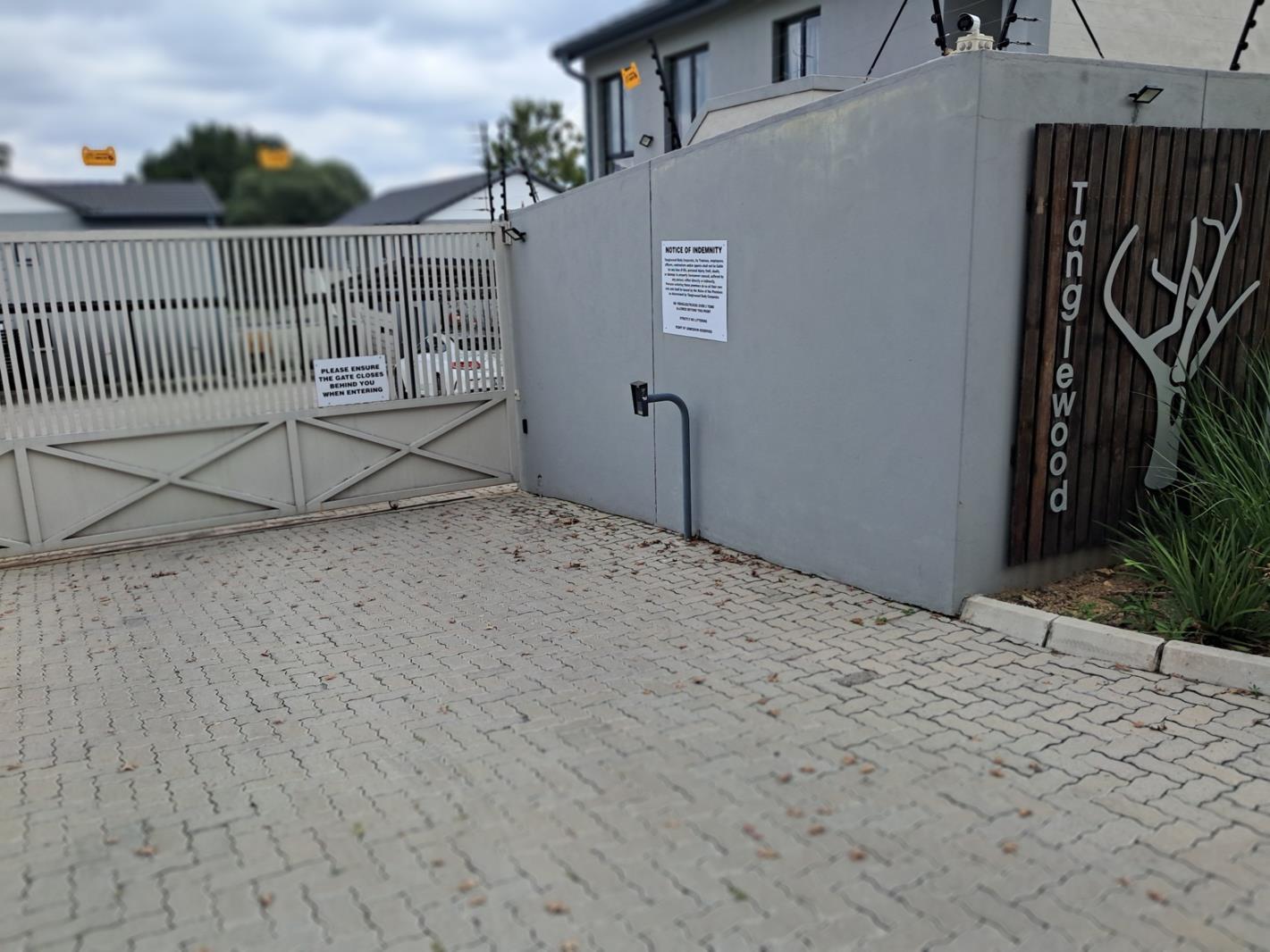 2 Bedroom Apartment in Morningside Manor