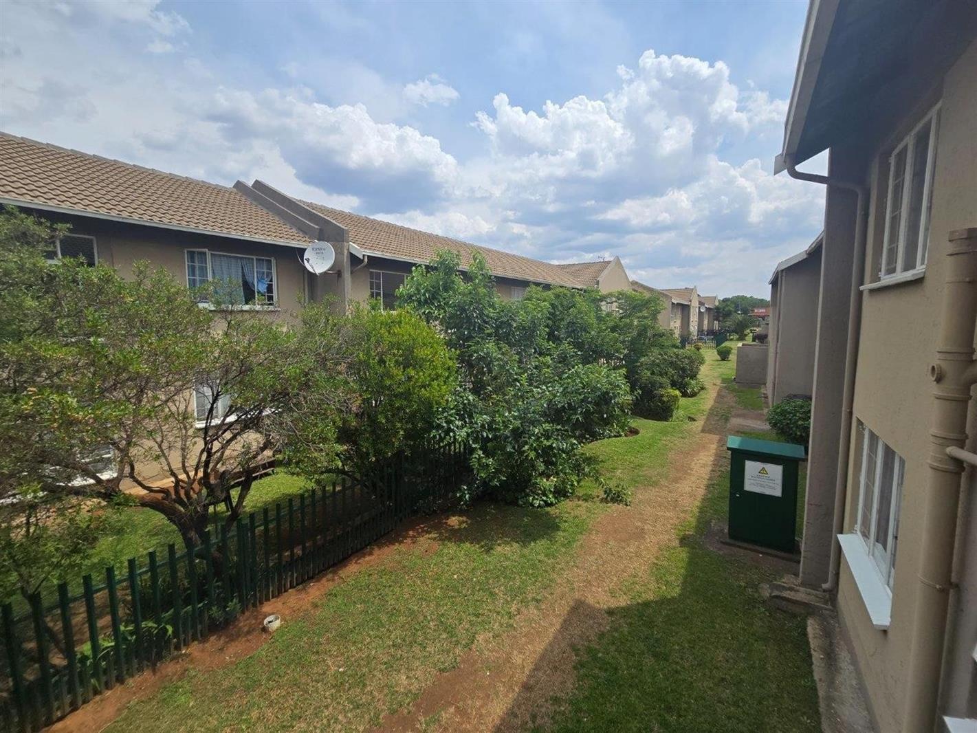 2 Bedroom Apartment in Ravenswood