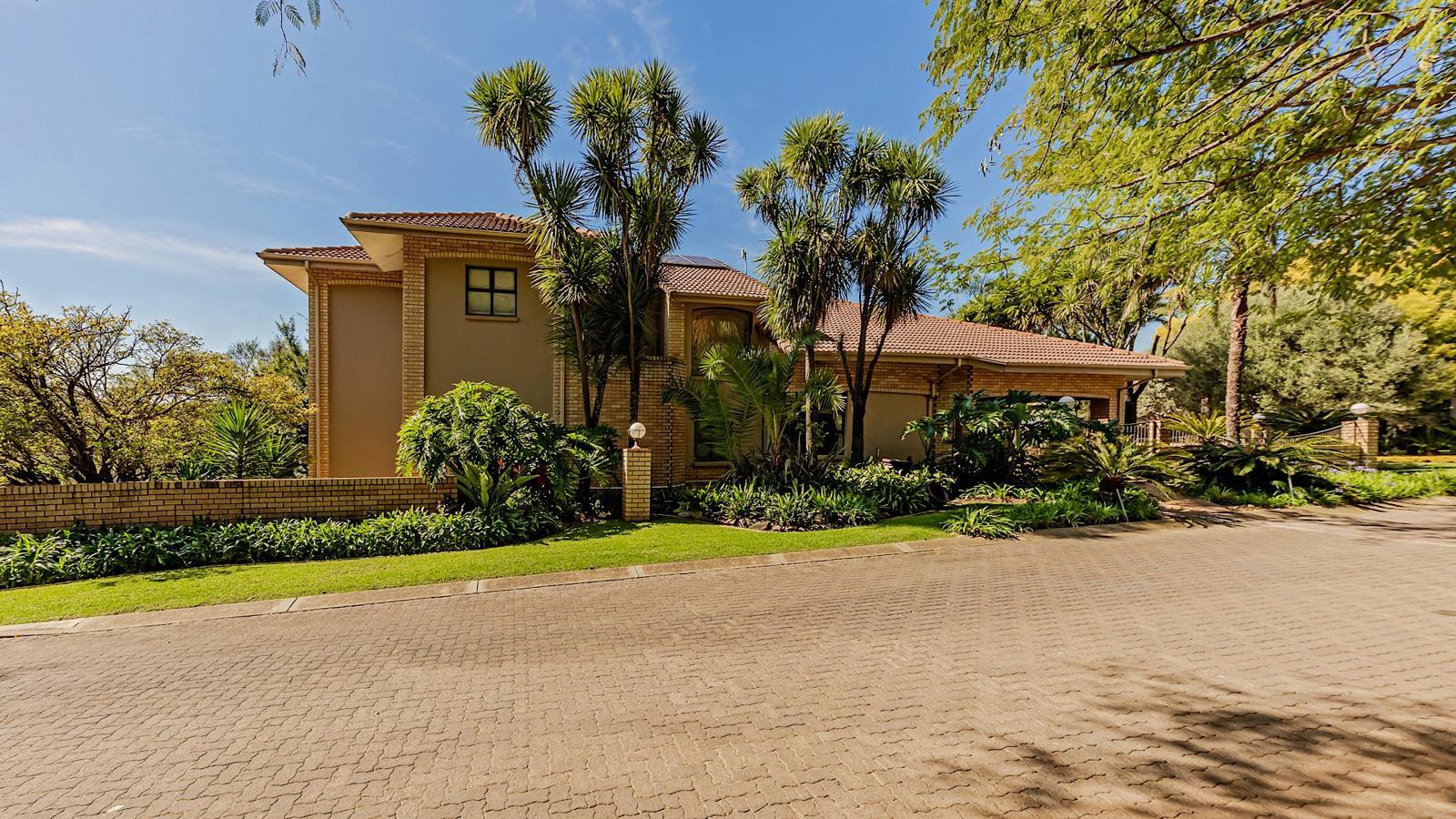 7 Bedroom House in Featherbrooke Estate