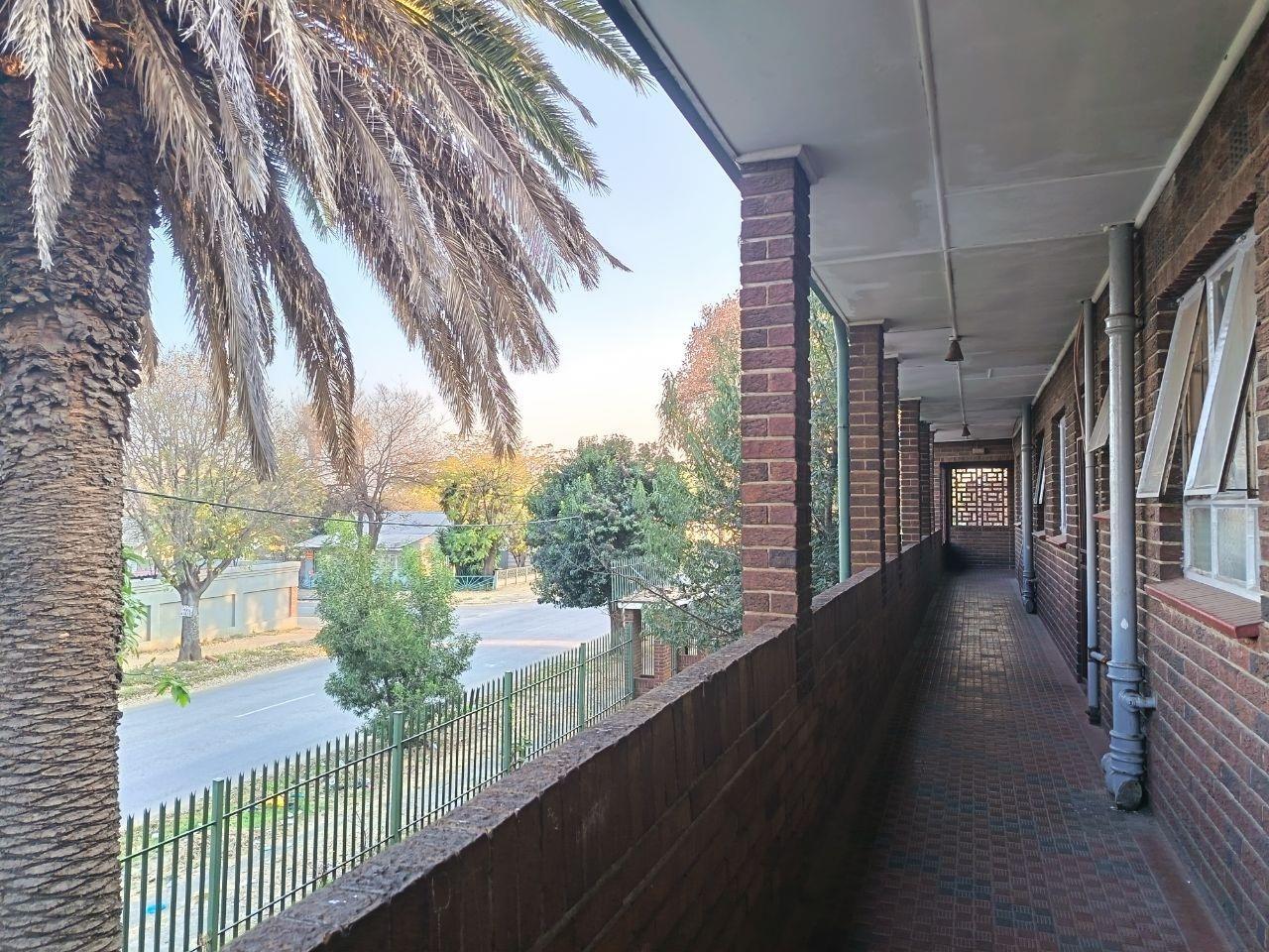 2 Bedroom Apartment in Driehoek