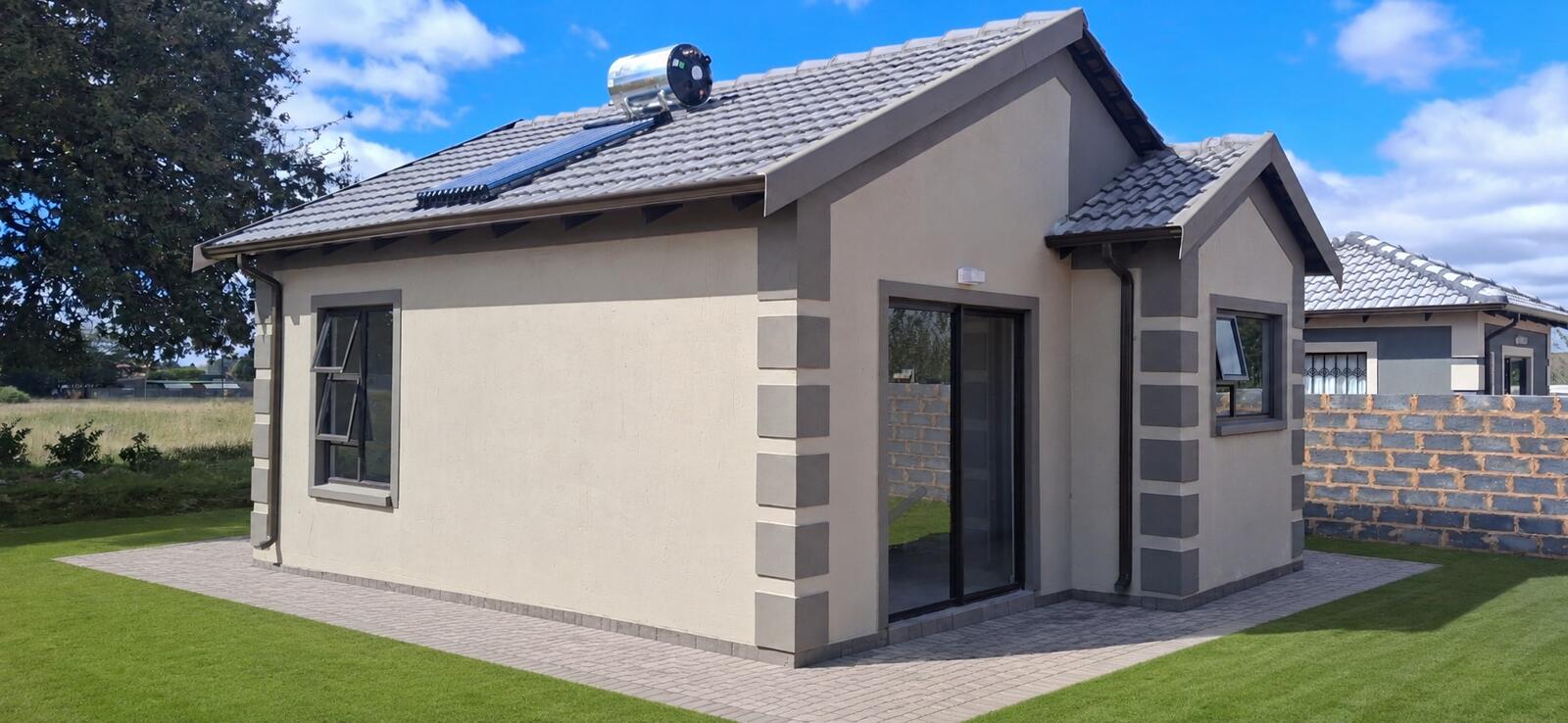 2 Bedroom House in Windmill Park