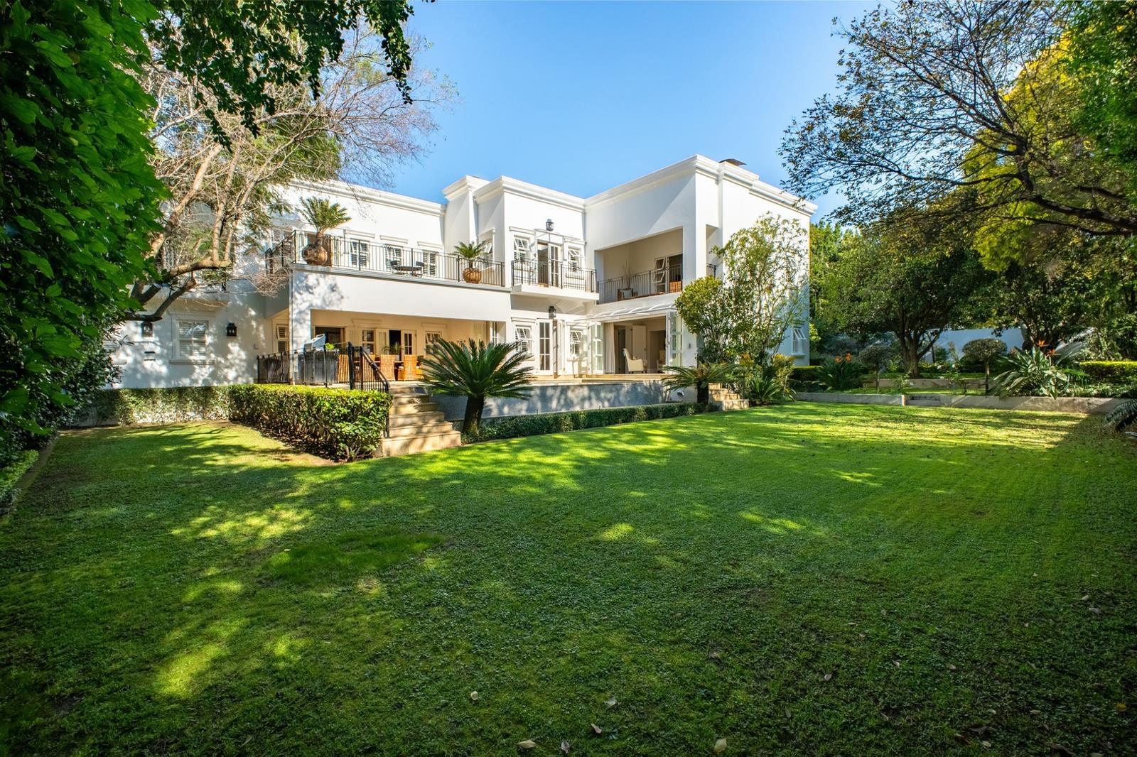 5 Bedroom House in Bryanston