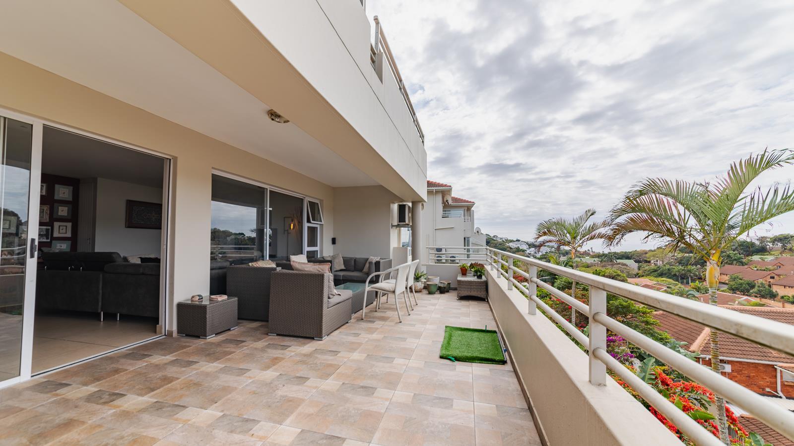 3 Bedroom Apartment in Willard Beach