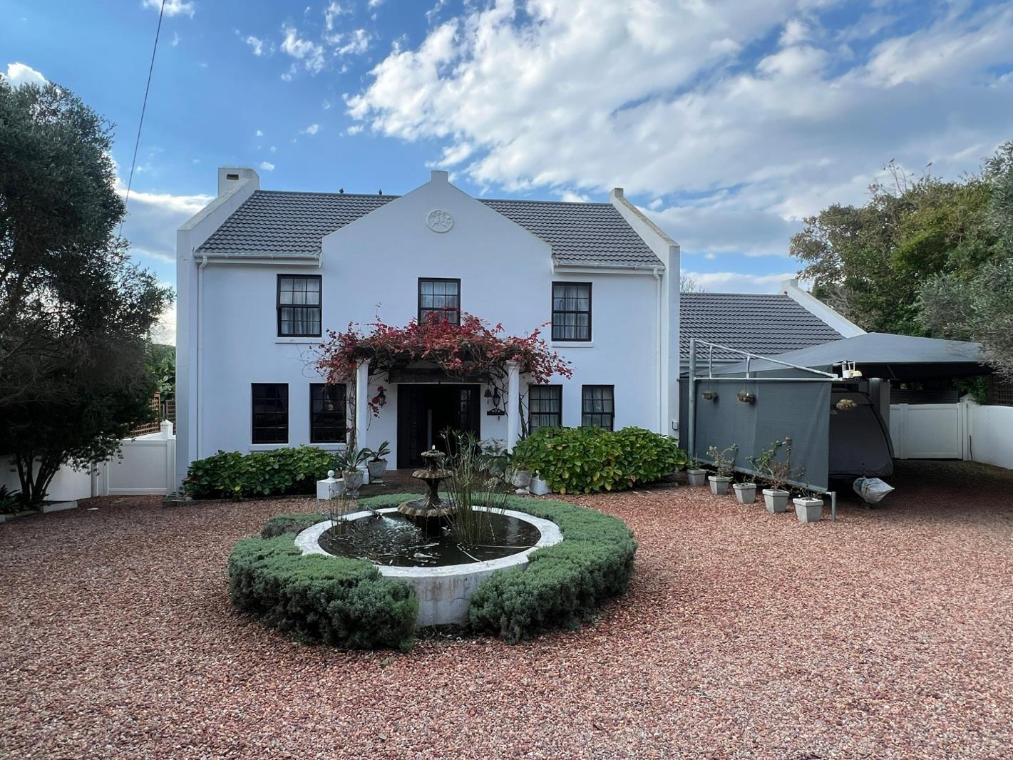5 Bedroom House in Tergniet