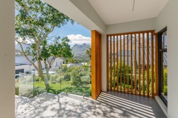 3 Bedroom House in Hout Bay and surrounds
