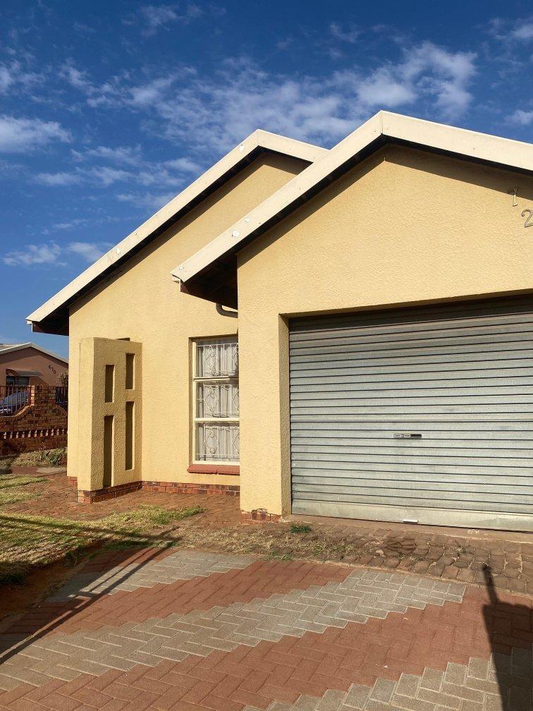 3 Bedroom House in Protea North