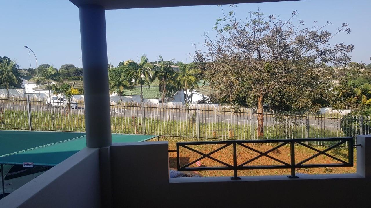 2 Bedroom Flat in Sunningdale