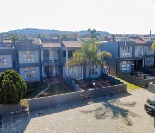 3 Bedroom Townhouse in Mulbarton