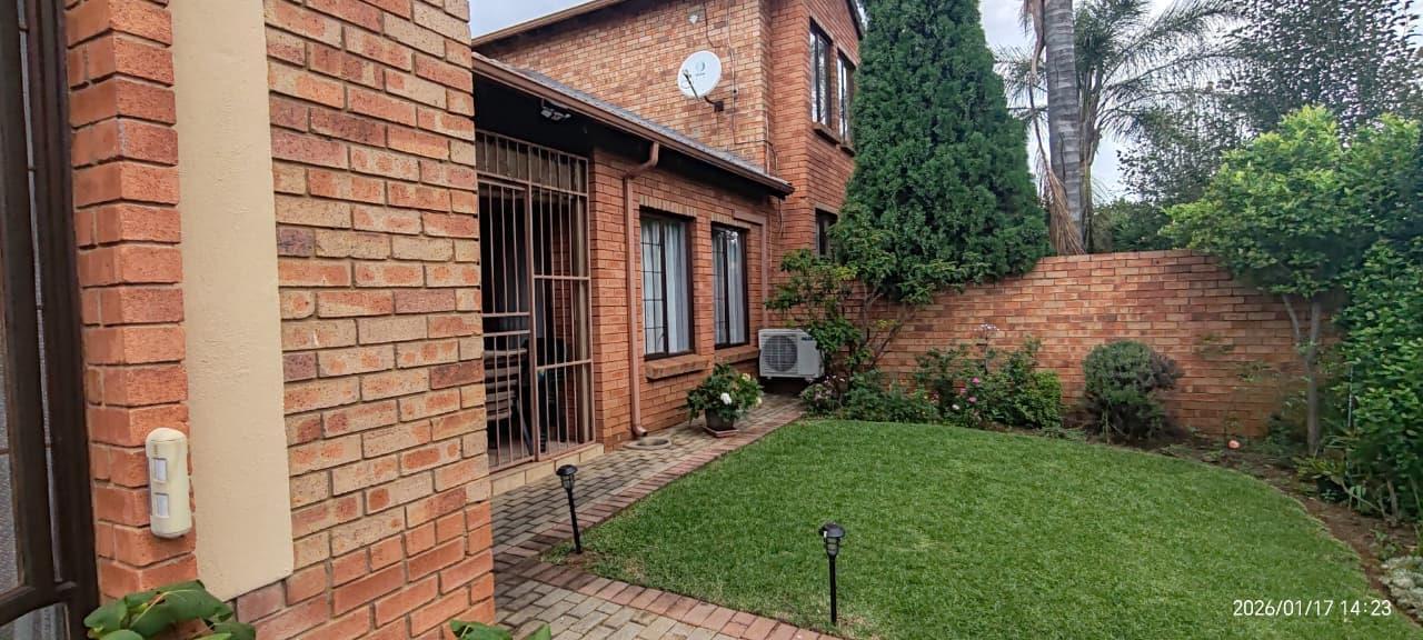 4 Bedroom Townhouse in Highveld
