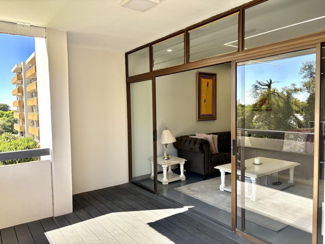 2 Bedroom Apartment in Melrose