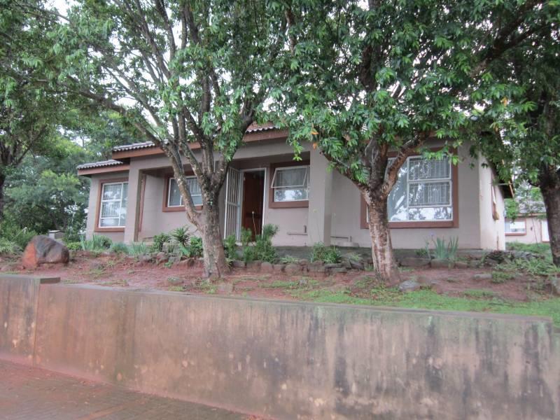 2 Bedroom Simplex in Vryheid