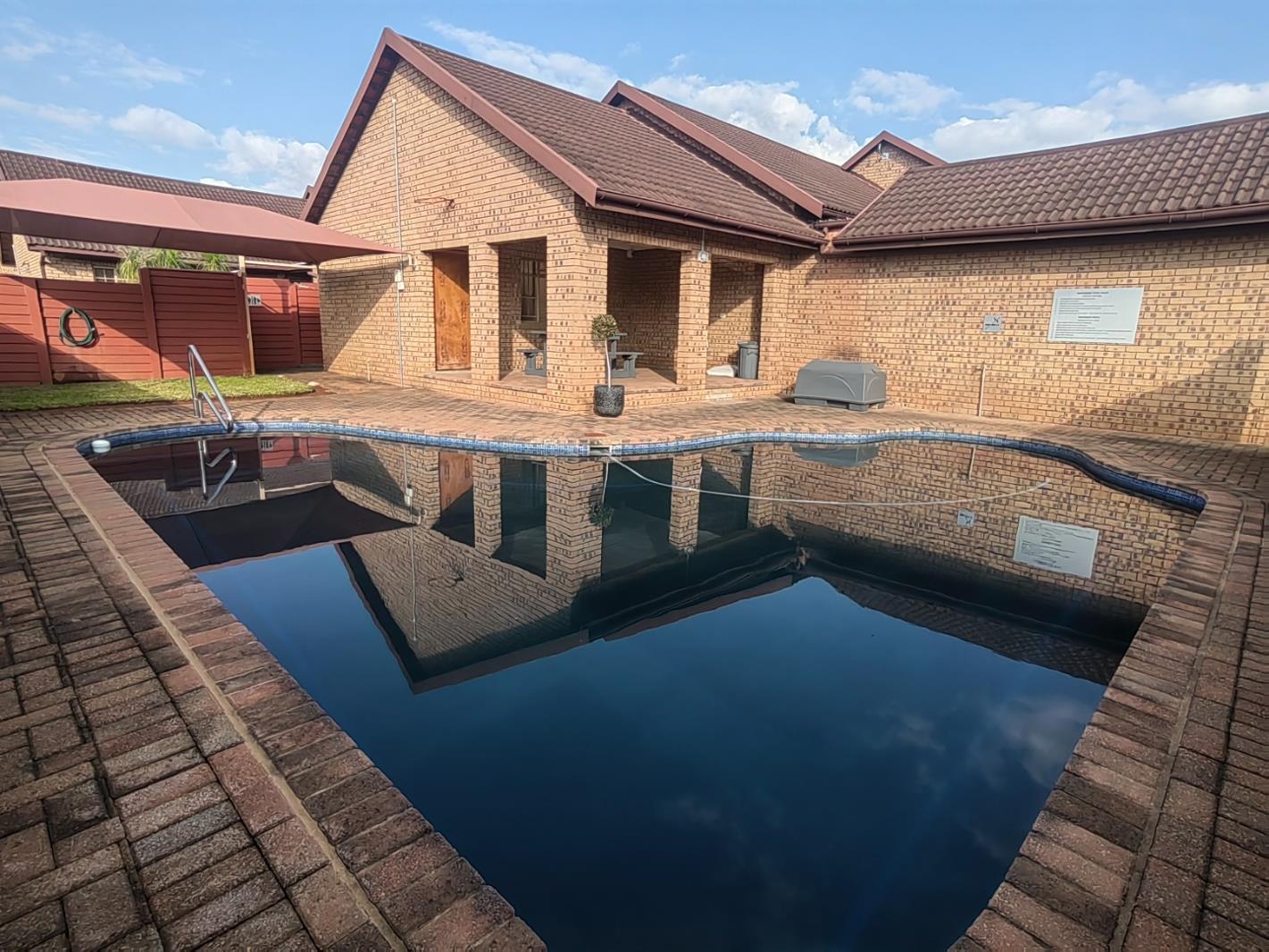2 Bedroom Townhouse in White River