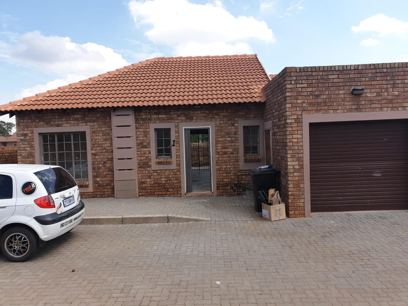 2 Bedroom Townhouse in Theresapark