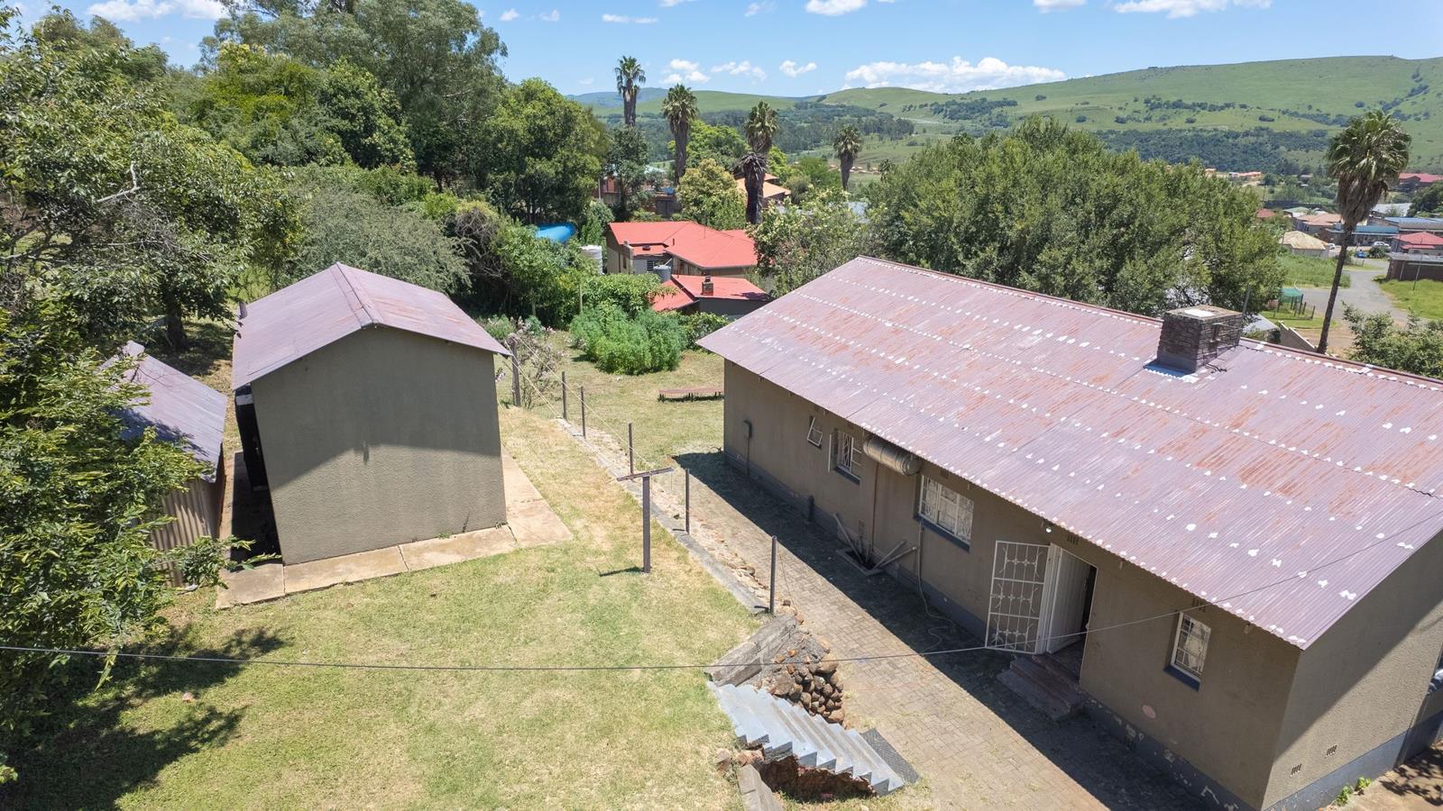 3 Bedroom House in Waterval Boven