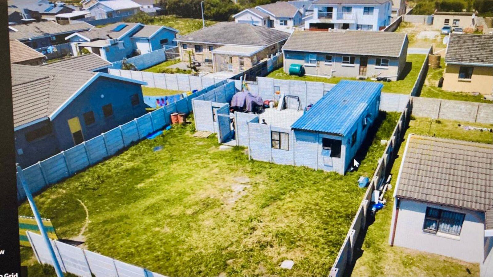 428 m² Land available in Fairview